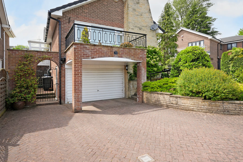 Burlington Grove Dore